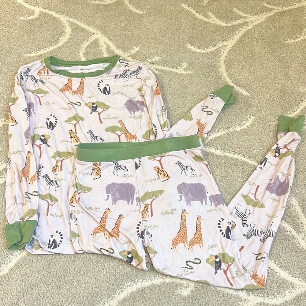 Little Sleepies safari 2 piece size 5/6 toddler pajamas
